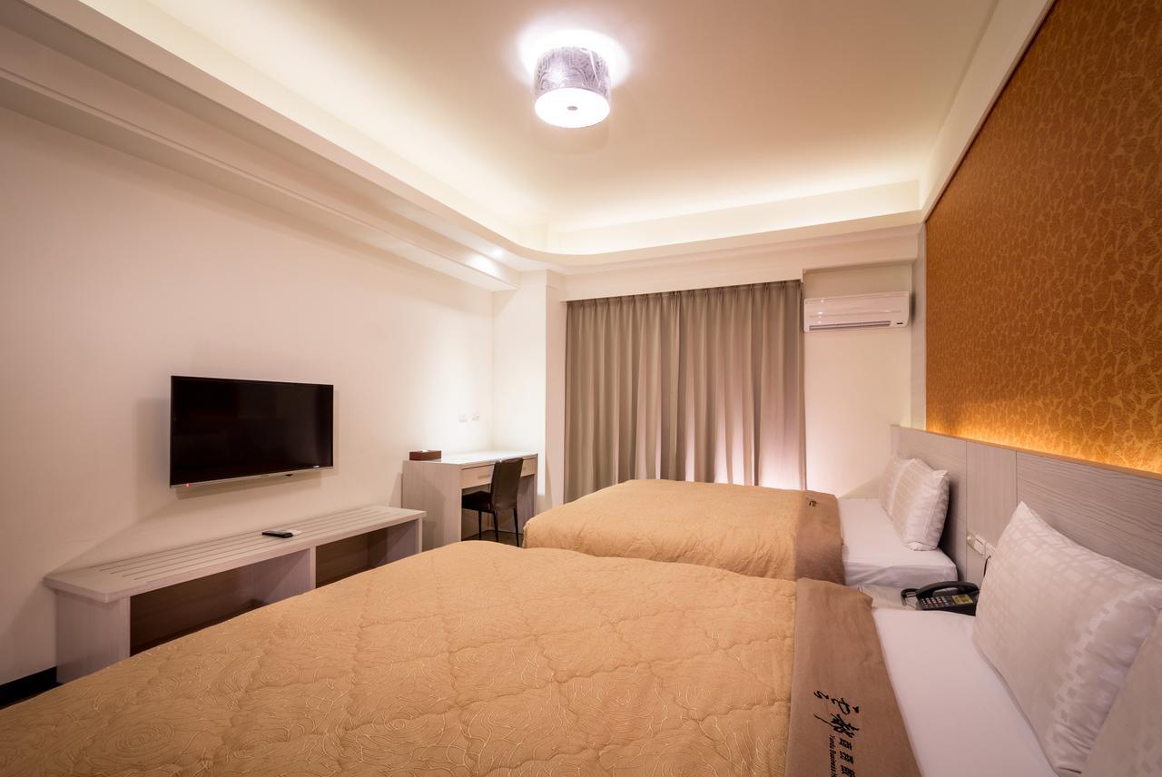 Yundu Business Hotel Mailiao Exterior photo