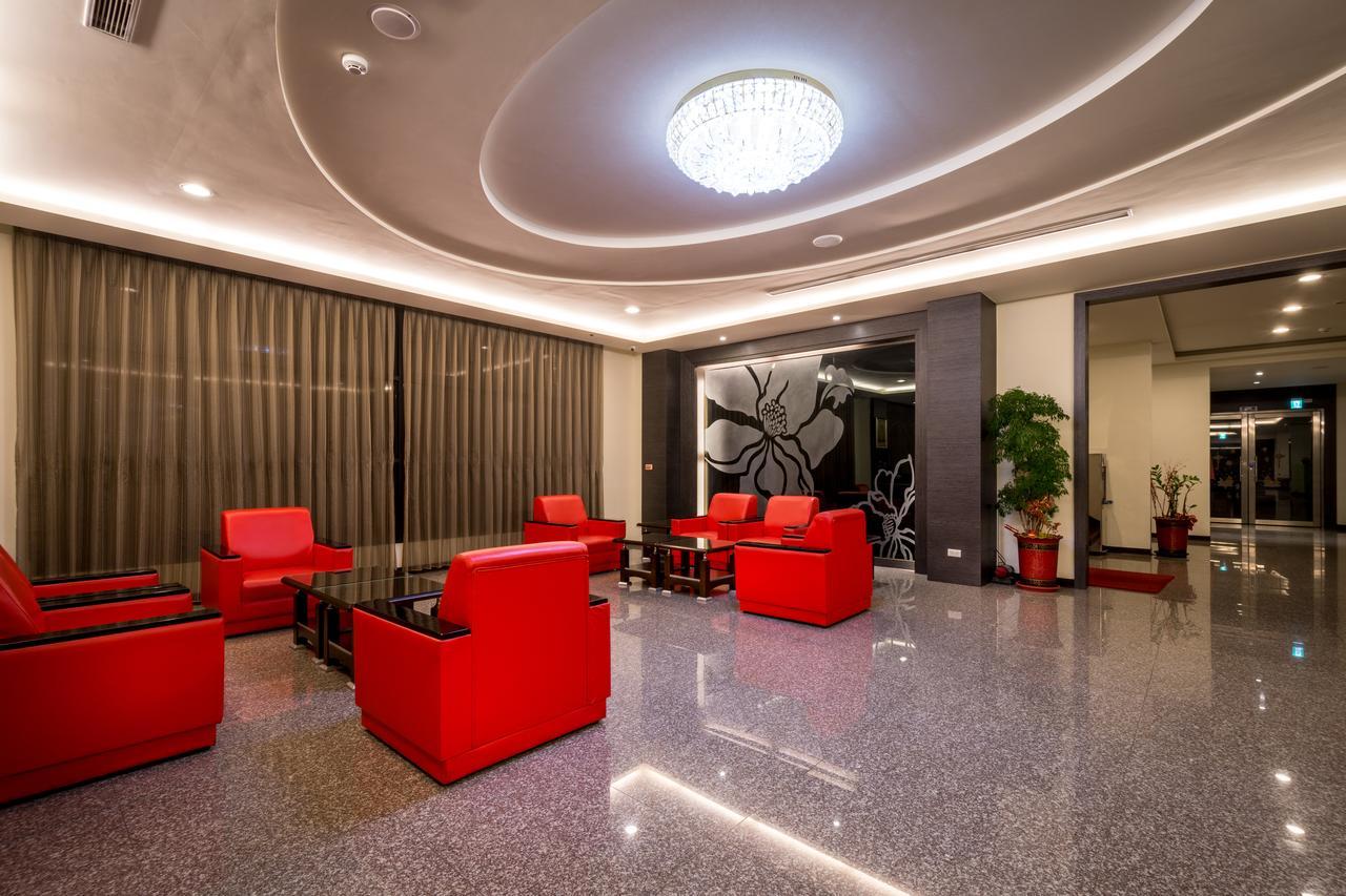 Yundu Business Hotel Mailiao Exterior photo